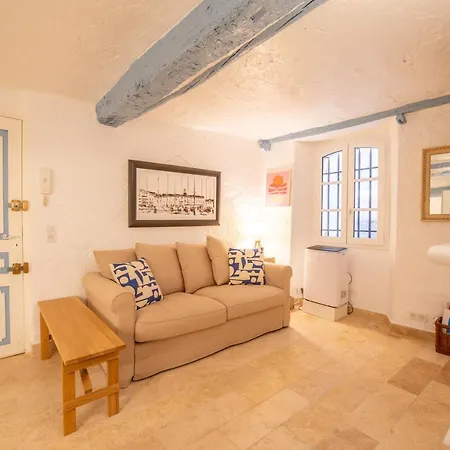 Apartment Vieux Village - La Ponche *